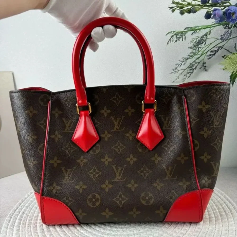 Louis Vuitton Women Pre-Loved Bag Very Good Condition